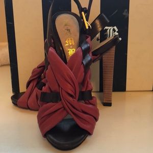 L.AM.B brand new never been worn shoes